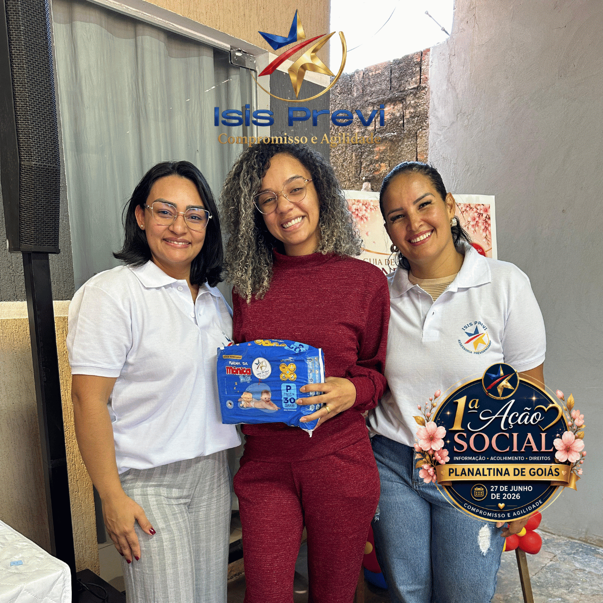 Entrega de prêmio no evento